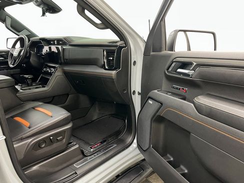 Certified 2025 GMC Sierra 1500 AT4 w/ AT4 Premium Package image 39