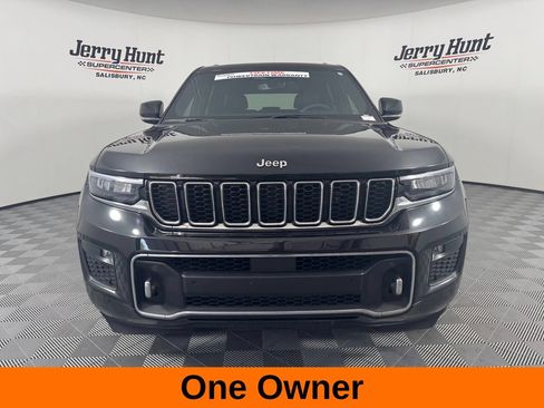 Used 2023 Jeep Grand Cherokee Overland AWD/4WD image 4