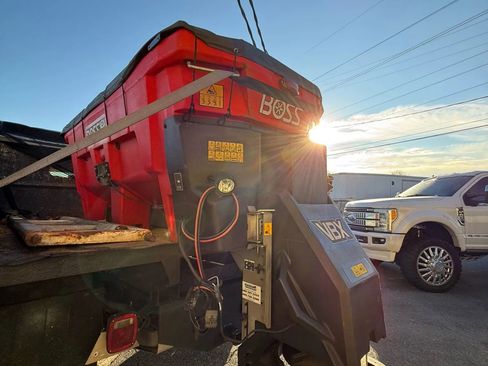 Used 2005 Ford F450 4x4 Regular Cab Super Duty image 18