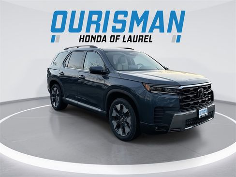 New 2026 Honda Pilot Touring image 2