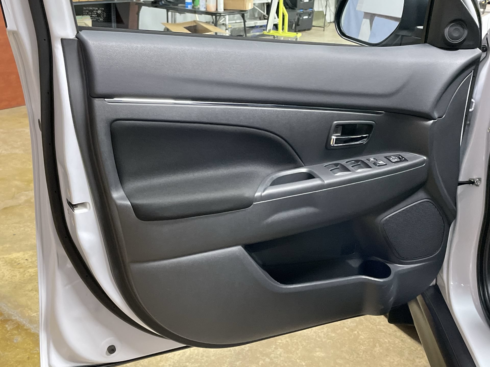 Used 2025 Mitsubishi Outlander Sport AWD image 12