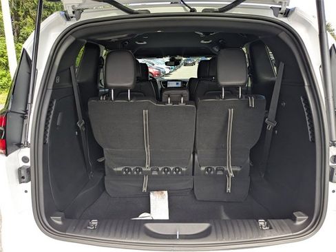New 2026 Chrysler Pacifica Select image 13