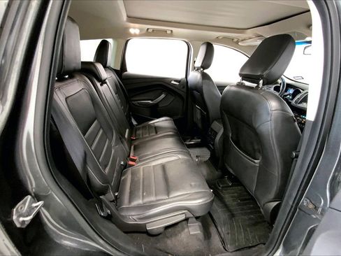 Used 2019 Ford Escape Titanium image 25