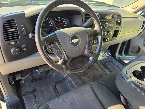 Used 2011 Chevrolet Silverado 1500 LS RWD image 31