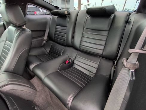 Used 2012 Ford Mustang Coupe RWD image 13
