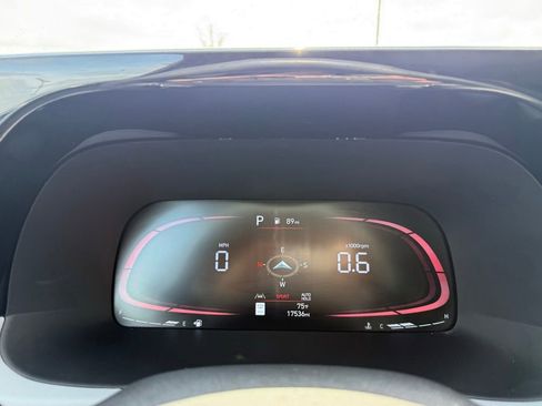 Used 2024 Hyundai Palisade SEL FWD image 14