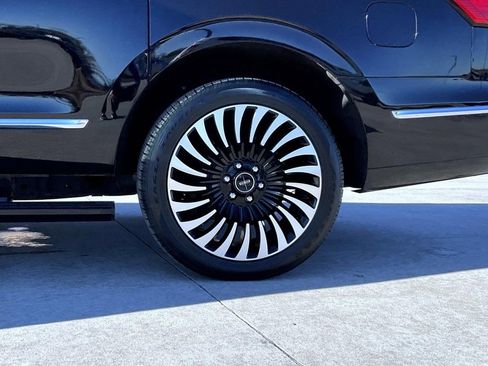 Certified 2021 Lincoln Navigator L Black Label w/ Cargo Convenience Package image 25