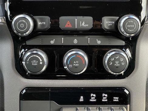 New 2025 RAM 1500 Big Horn image 5