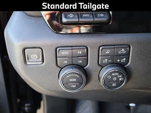 Used 2024 Chevrolet Silverado 1500 High Country w/ Midnight Edition image 44