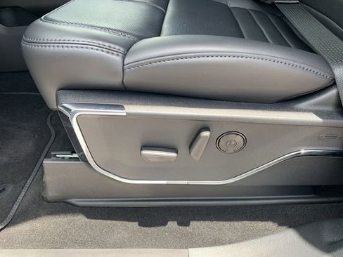 New 2025 Ford F350 Platinum w/ FX4 Off-Road Package image 22