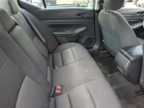Used 2023 Nissan Altima 2.5 S FWD image 15