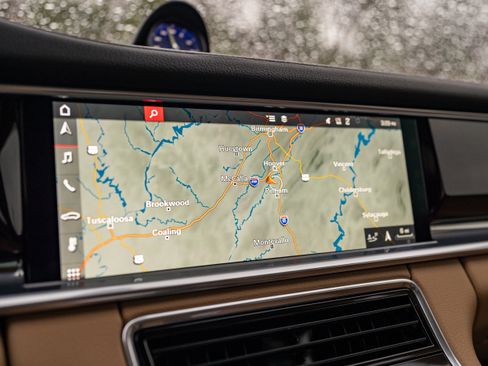 Used 2020 Porsche Panamera 4 image 28