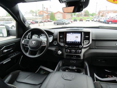 Used 2024 RAM 1500 Laramie image 19