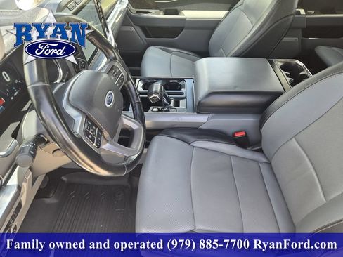 Used 2022 Ford F150 Lariat w/ Equipment Group 502A High AWD/4WD image 9