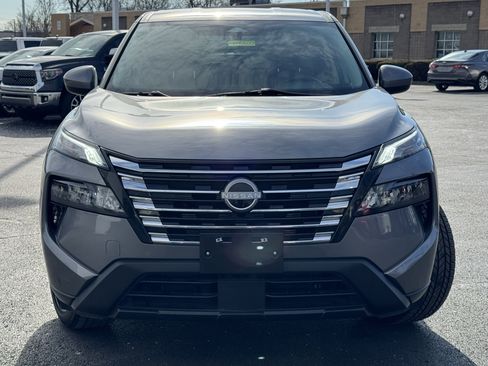 Used 2024 Nissan Rogue SV image 18