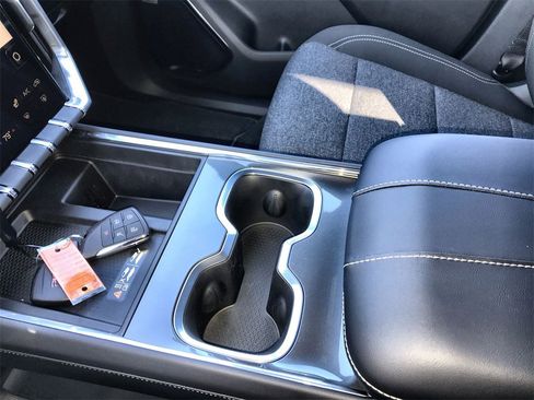 New 2026 GMC Acadia Elevation image 21