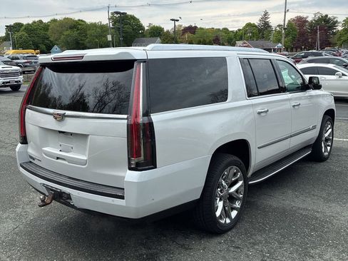 Used 2019 Cadillac Escalade ESV Premium Luxury AWD/4WD image 7