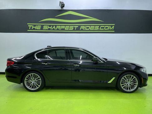 Used 2018 BMW 530i xDrive image 11