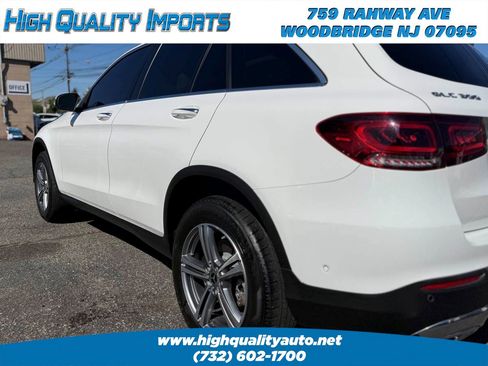 Used 2021 Mercedes-Benz GLC 300 4MATIC w/ Multimedia Package image 38