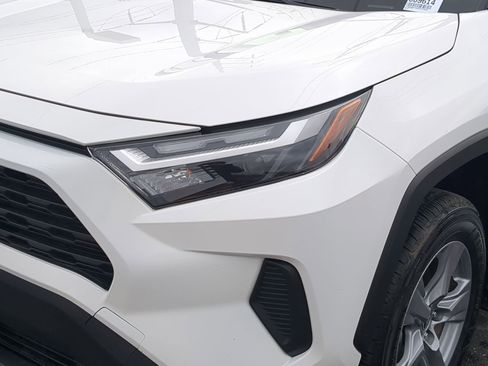 Used 2023 Toyota RAV4 XLE image 11