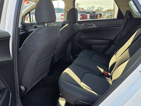 Used 2024 Kia Sportage LX FWD image 10