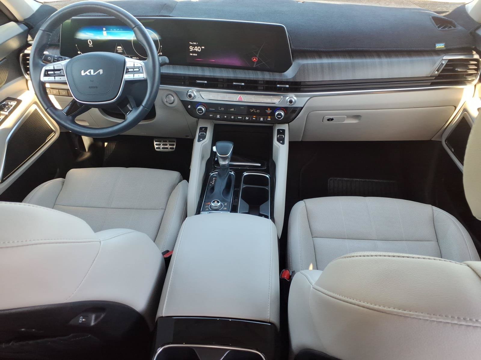 Used 2024 Kia Telluride SX w/ Towing Package AWD/4WD image 17