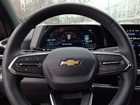 Used 2026 Chevrolet Equinox LT w/ Convenience Package II image 18