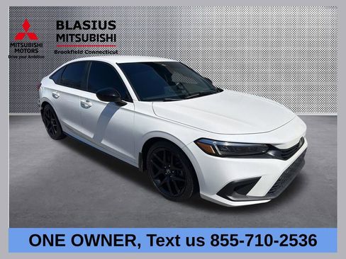 Used 2023 Honda Civic Sport image 1