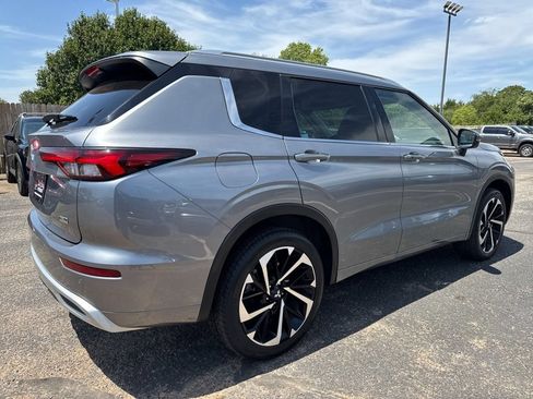 Used 2022 Mitsubishi Outlander SEL FWD image 4