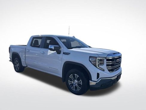 Used 2025 GMC Sierra 1500 SLT image 8