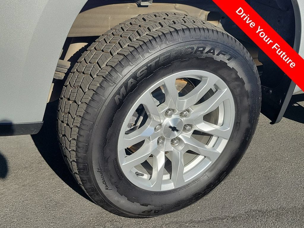 Used 2021 Chevrolet Silverado 1500 RST RWD image 30