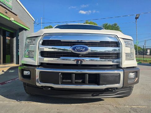 Used 2017 Ford F150 King Ranch w/ Equipment Group 601A Luxury AWD/4WD image 8