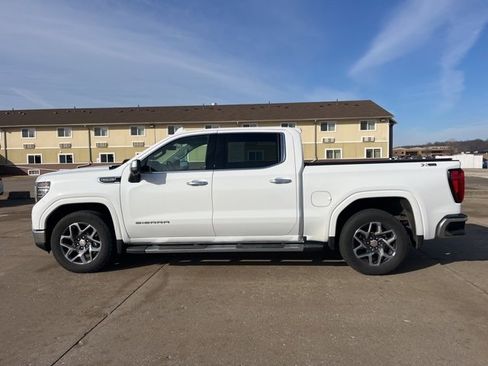 Used 2024 GMC Sierra 1500 SLT w/ SLT Premium Plus Package image 7