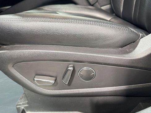 Used 2023 Lincoln Nautilus AWD w/ Premium Package image 13