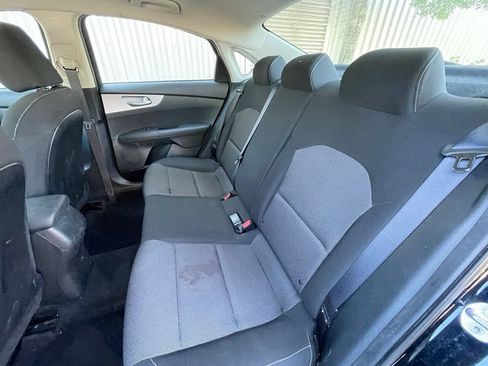 Used 2024 Kia Forte LXS FWD image 25