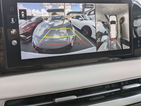 Used 2025 Hyundai Palisade Limited image 17