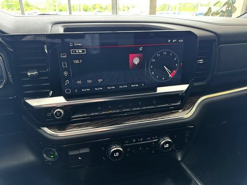 Used 2022 GMC Sierra 1500 Elevation AWD/4WD image 21