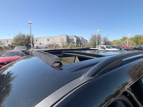 Used 2022 Ford Explorer XLT w/ Equipment Group 202A image 21