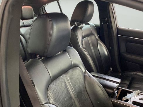 Used 2009 Lincoln MKS AWD image 32