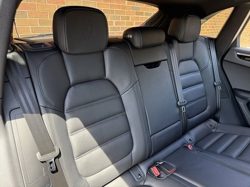 New 2025 Porsche Macan S image 24