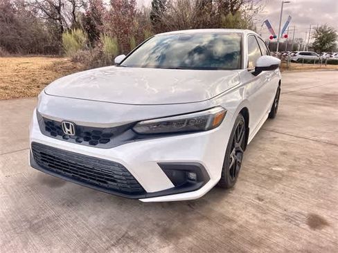 Certified 2024 Honda Civic Sport Touring image 2