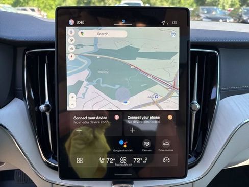 New 2026 Volvo XC60 B5 Ultra image 8