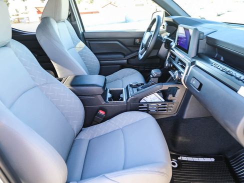 New 2026 Toyota Tacoma SR5 image 18