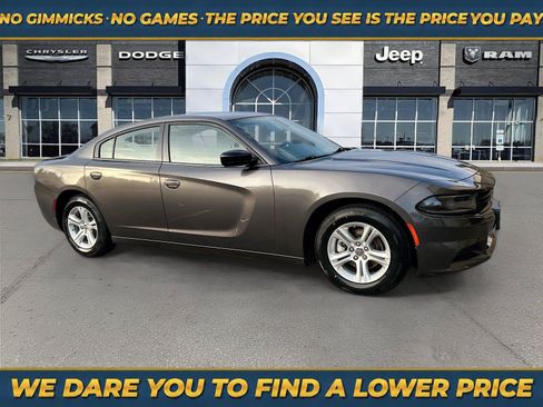 Used 2023 Dodge Charger SXT RWD image 1