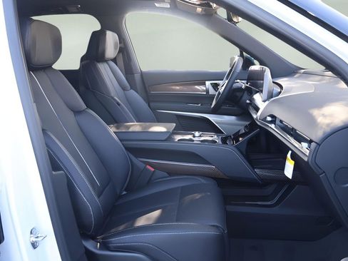 New 2026 Cadillac Vistiq Sport image 22