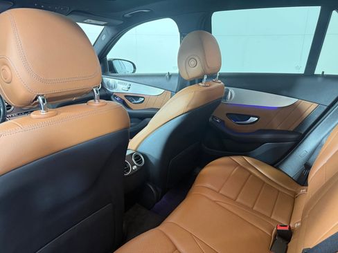 Used 2020 Mercedes-Benz GLC 300 4MATIC image 23