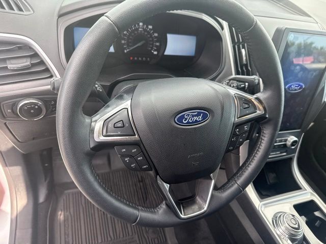 Used 2023 Ford Edge SEL w/ Convenience Package AWD/4WD image 11