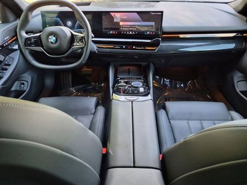 Used 2024 BMW 530i xDrive w/ Premium Package AWD/4WD image 13