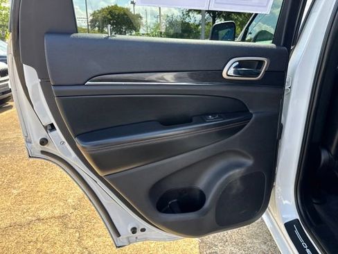Used 2017 Jeep Grand Cherokee Limited 75th Anniversary AWD/4WD image 19