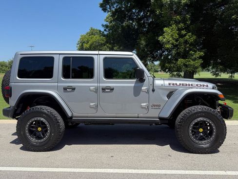 Used 2021 Jeep Wrangler Unlimited Rubicon AWD/4WD image 12